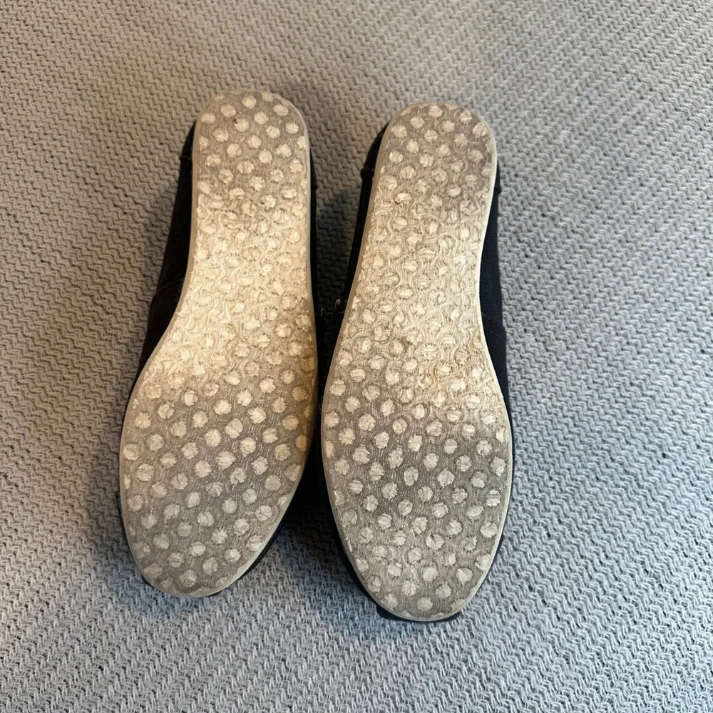 TOMS Alpargata Slip On Shoes Womens 6 Black Canvas Classic Comfort Flats